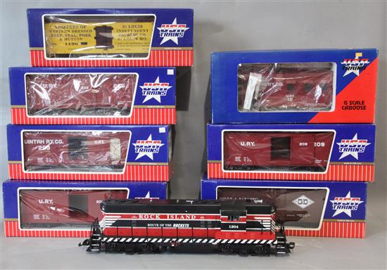 USA trains G gauge; Rock Island GP-7 diesel locomotive, Unitah caboose R-12007, 4 x wood box car R-19027/8 and 8409 and another car